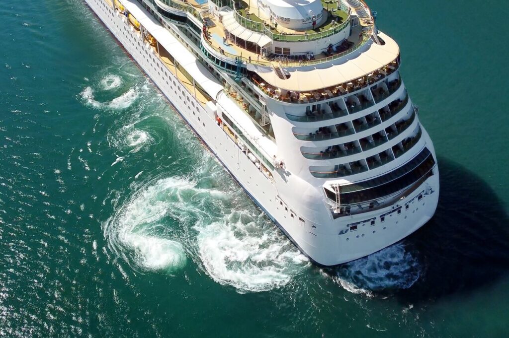 Complete Services for Pier Pressure San Diego Yacht Party Buses Rental Services​